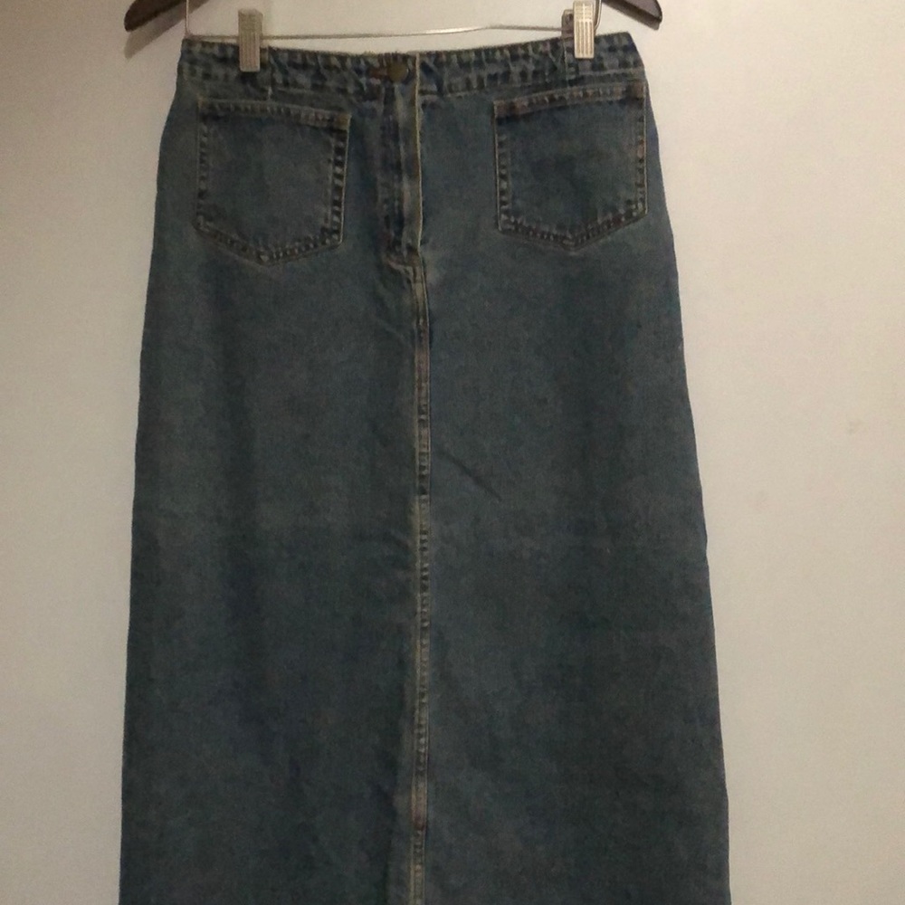 Harve Bernard 10, Blue denim skirt